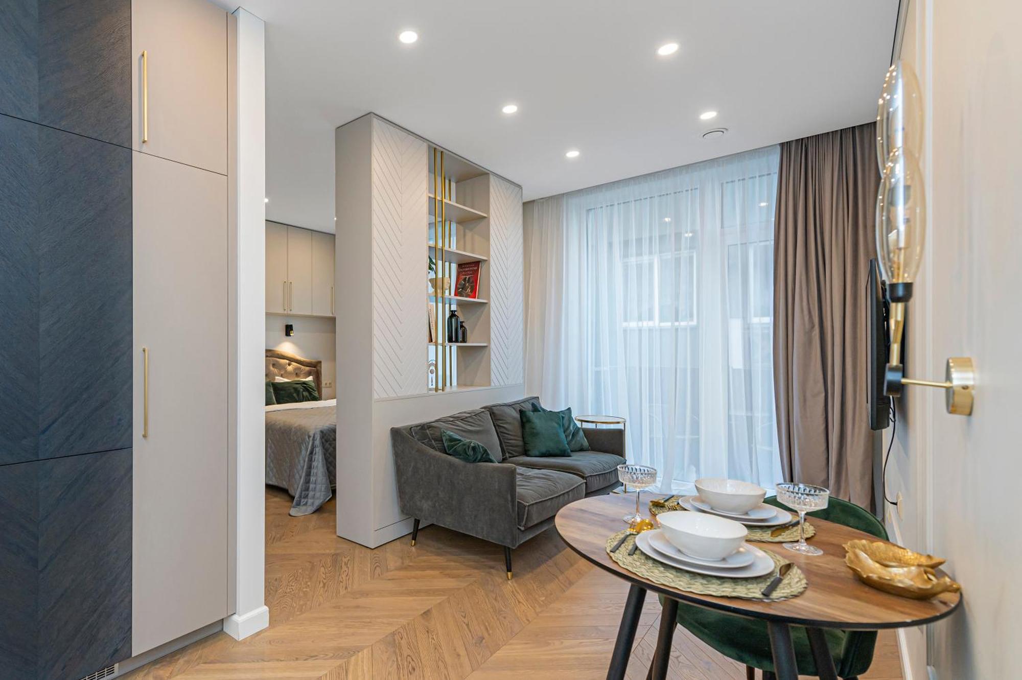 Brand New Studio In Old Town By Hostlovers Kaunas Bagian luar foto